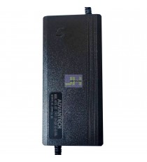 Cargador Para Moto Eléctrica de 60V, Salida: 67.2V 3A, Modelo: 60V3A, Conector IEC