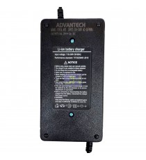 Cargador Para Moto Eléctrica de 72V, Salida: 84.0V 3A, Modelo: 72V3A, Conector IEC